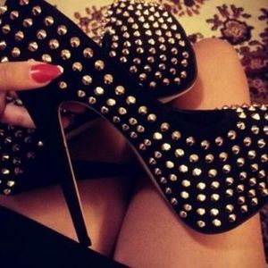 Meet your Posher, Isabella